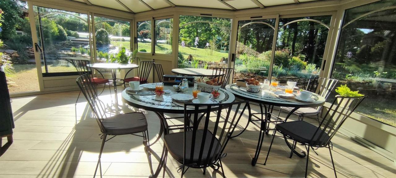 Bed and Breakfast Aux Couleurs d'Esteil à Sainte-Nathalène Extérieur photo